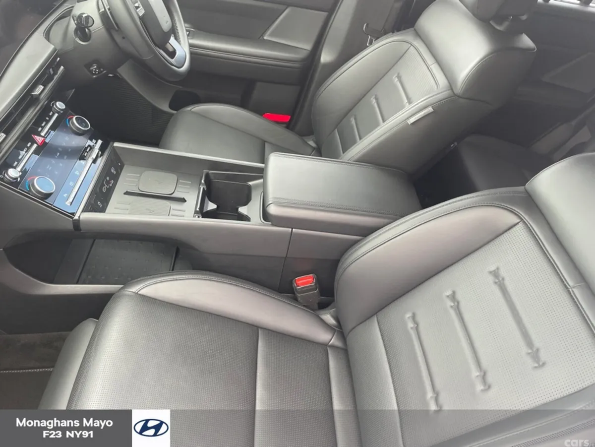 Hyundai Santa Fe SUV, Petrol Plug-in Hybrid, 2025, White