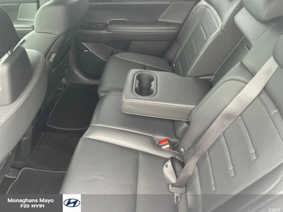 Hyundai Santa Fe SUV, Petrol Plug-in Hybrid, 2025, White