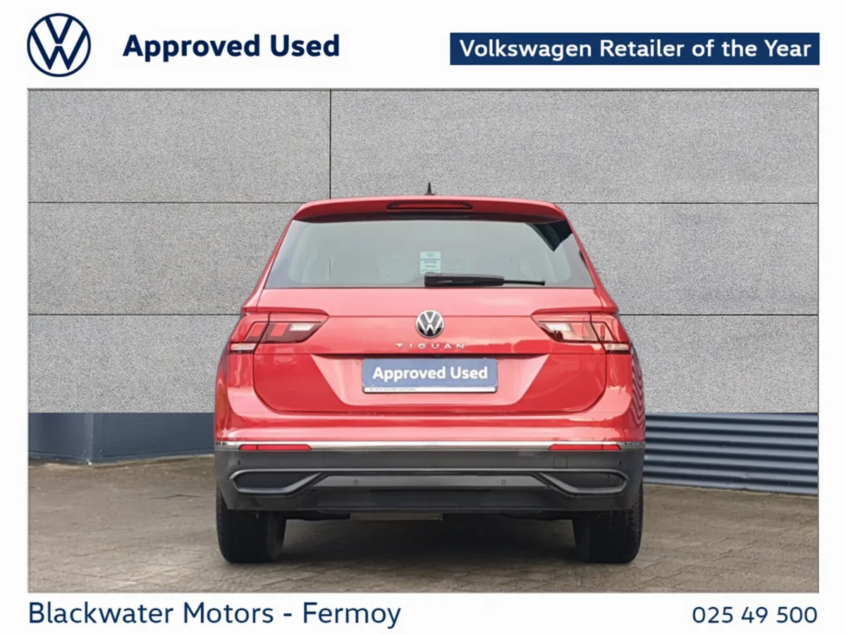 Volkswagen Tiguan SUV, Diesel, 2023, Red