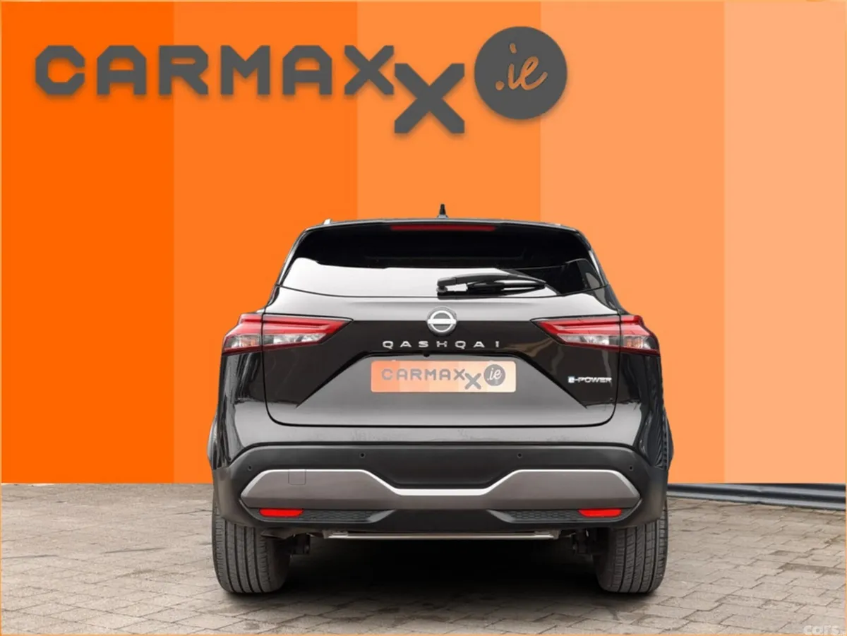 Nissan Qashqai MPV, Petrol, 2024, Black