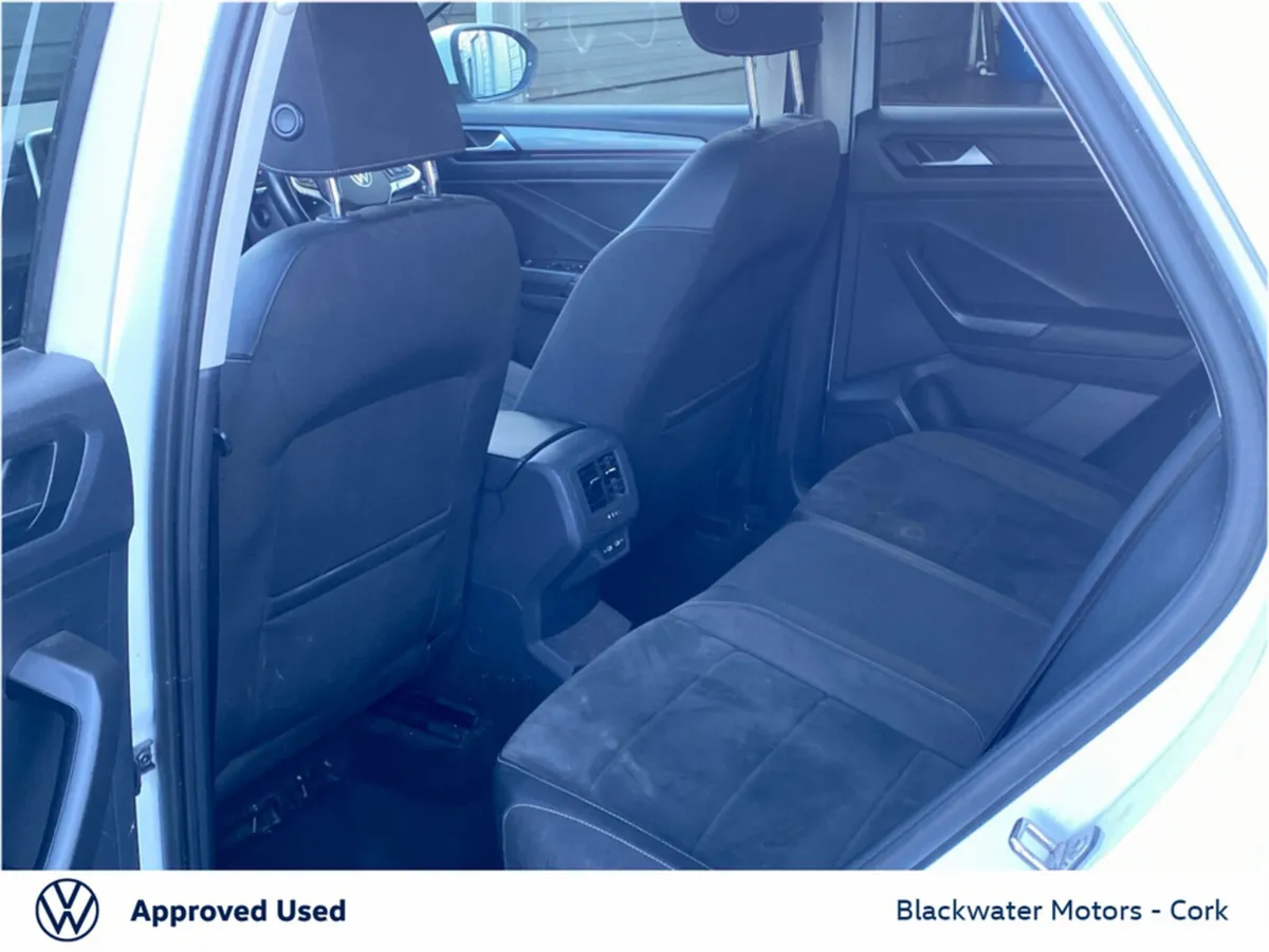Volkswagen T-Roc SUV, Petrol, 2023, White