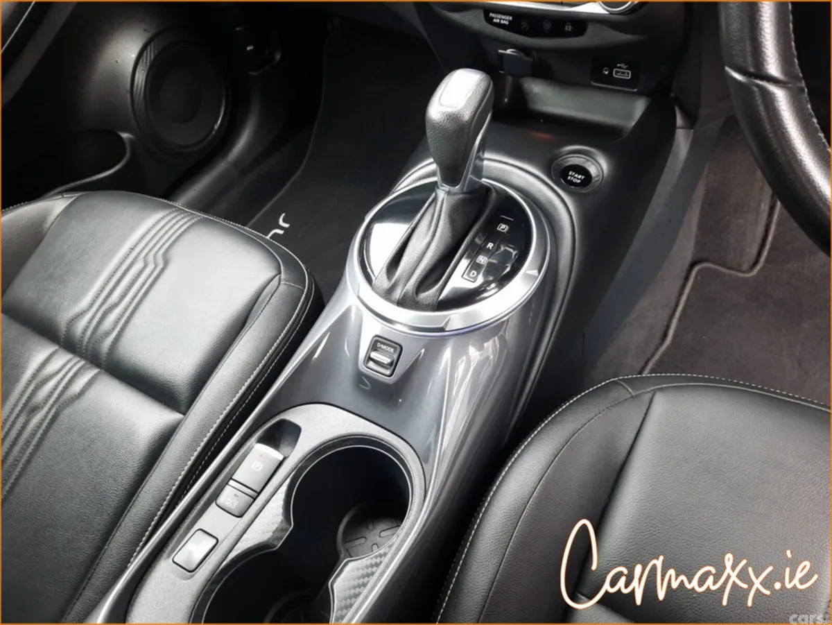 Nissan Juke MPV, Petrol, 2023, Black