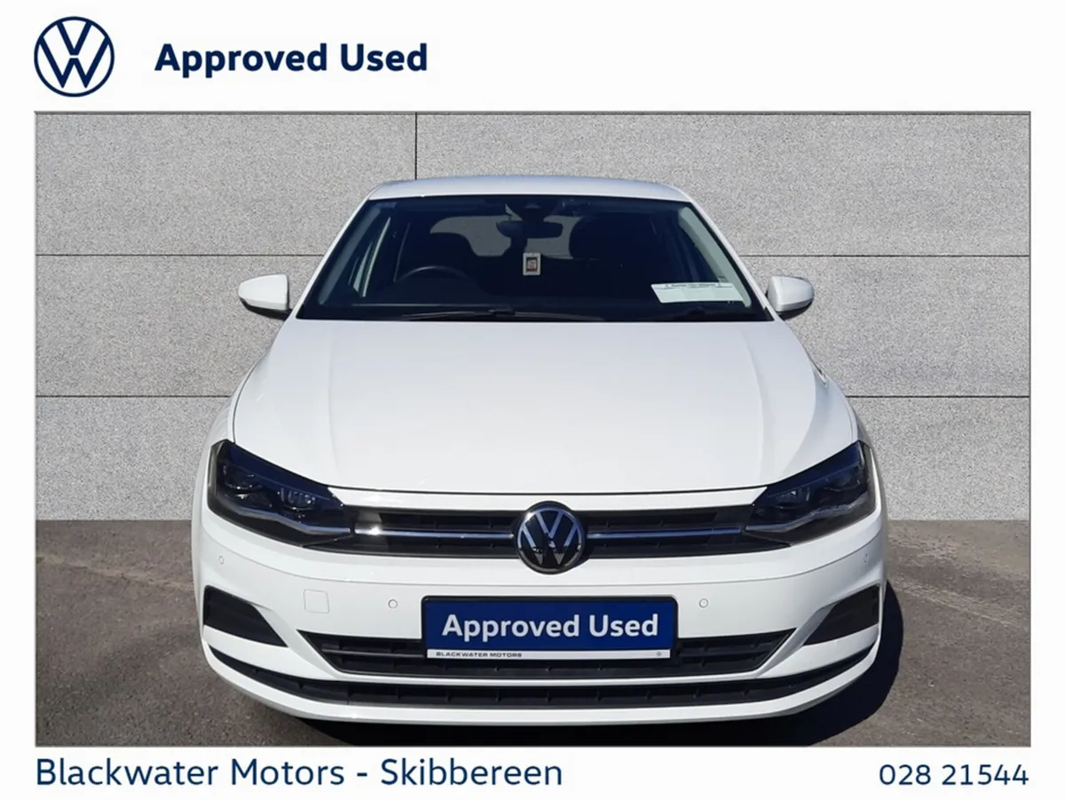 Volkswagen Polo Hatchback, Petrol, 2022, White
