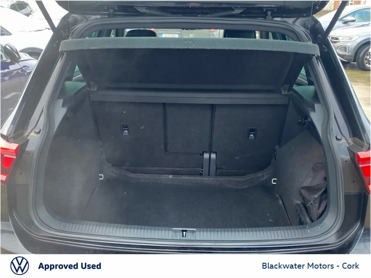Volkswagen Tiguan Estate, Diesel, 2022, Black