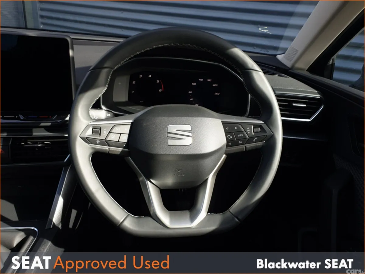SEAT Leon Hatchback, Diesel, 2026, Blue