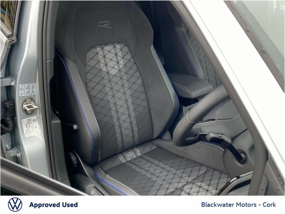 Volkswagen Golf Hatchback, Diesel, 2026, Grey