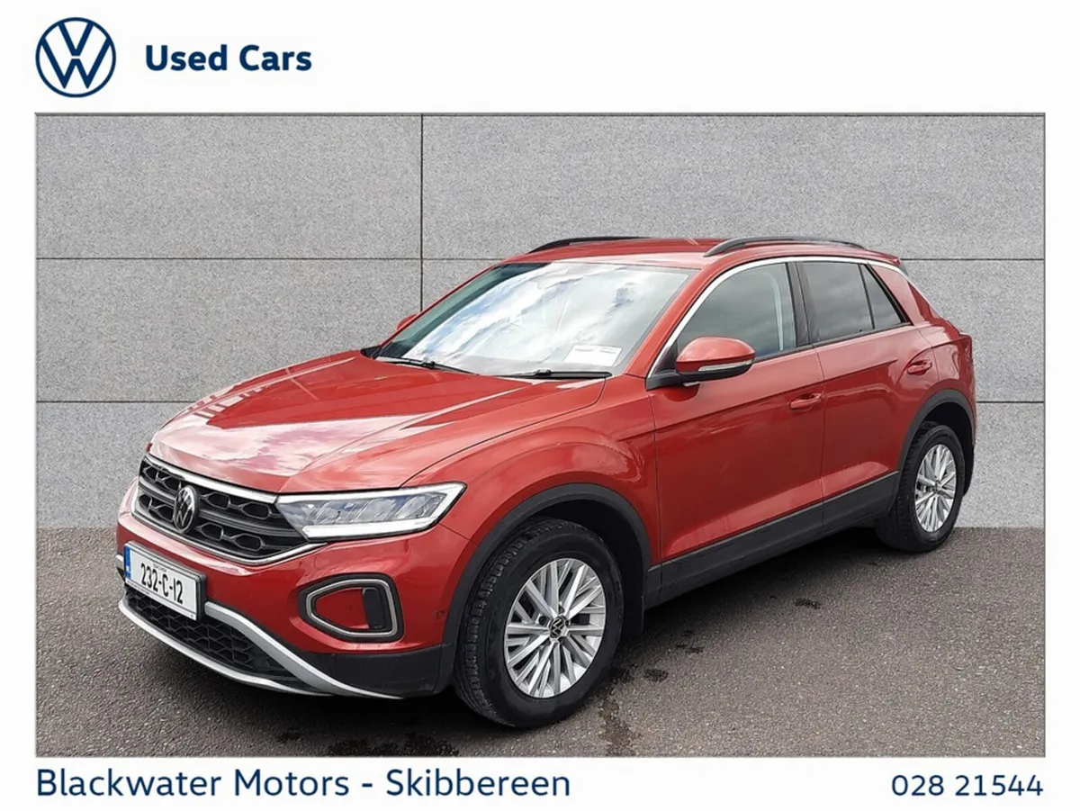 Volkswagen T-Roc Hatchback, Diesel, 2023, Red