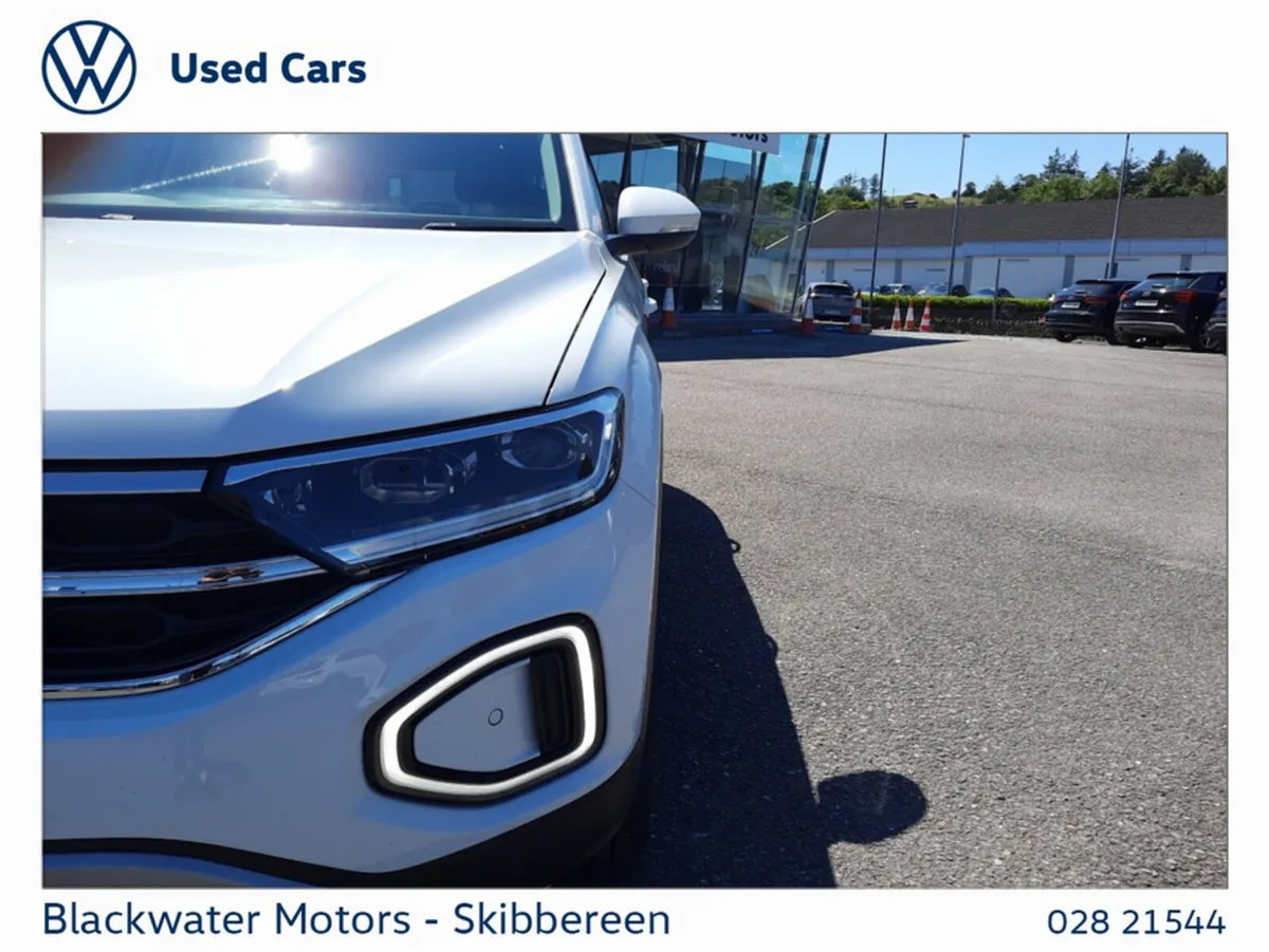 Volkswagen T-Roc SUV, Diesel, 2023, White
