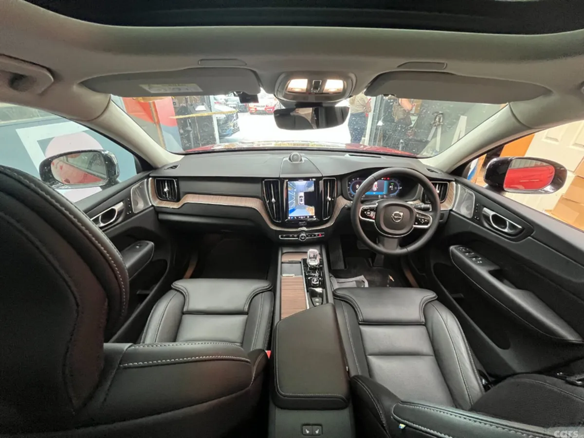 Volvo XC60 SUV, Petrol Plug-in Hybrid, 2024, Red