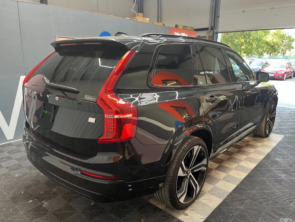 Volvo XC90 SUV, Petrol Plug-in Hybrid, 2023, Black