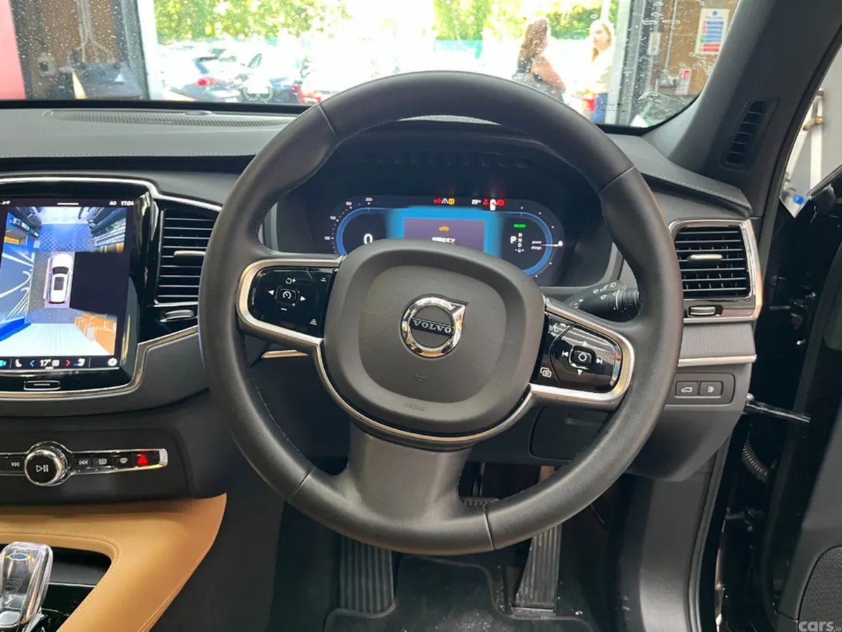 Volvo XC90 SUV, Petrol Plug-in Hybrid, 2023, Black