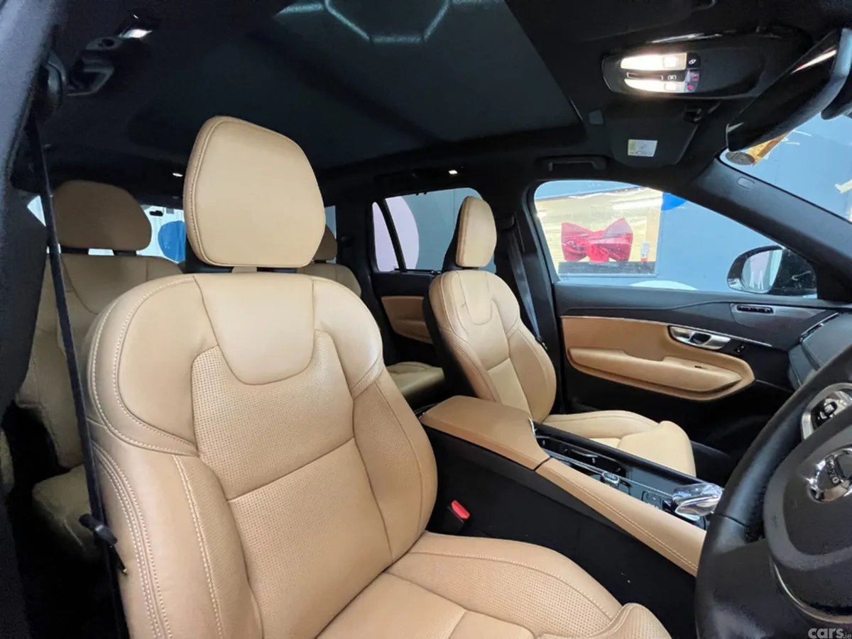 Volvo XC90 SUV, Petrol Plug-in Hybrid, 2023, Black