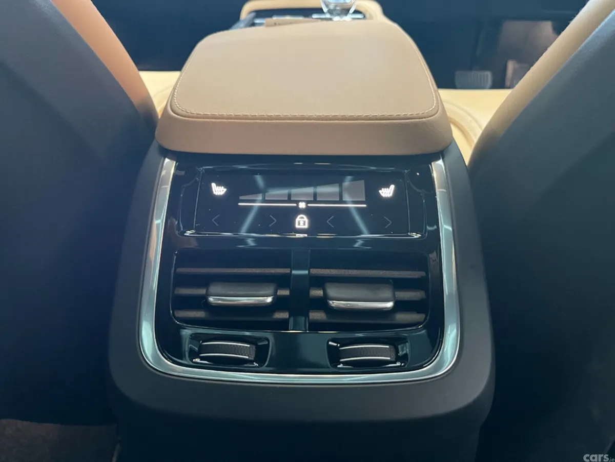 Volvo XC90 SUV, Petrol Plug-in Hybrid, 2023, Black