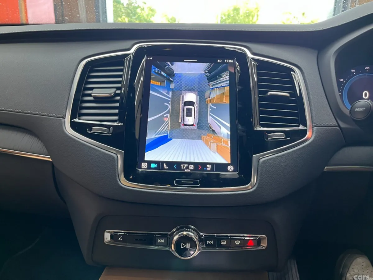 Volvo XC90 SUV, Petrol Plug-in Hybrid, 2023, Black