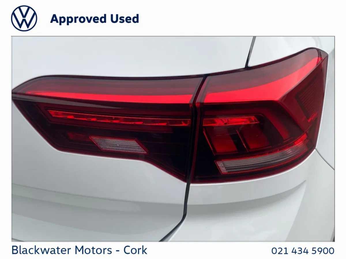 Volkswagen T-Roc SUV, Petrol, 2023, White