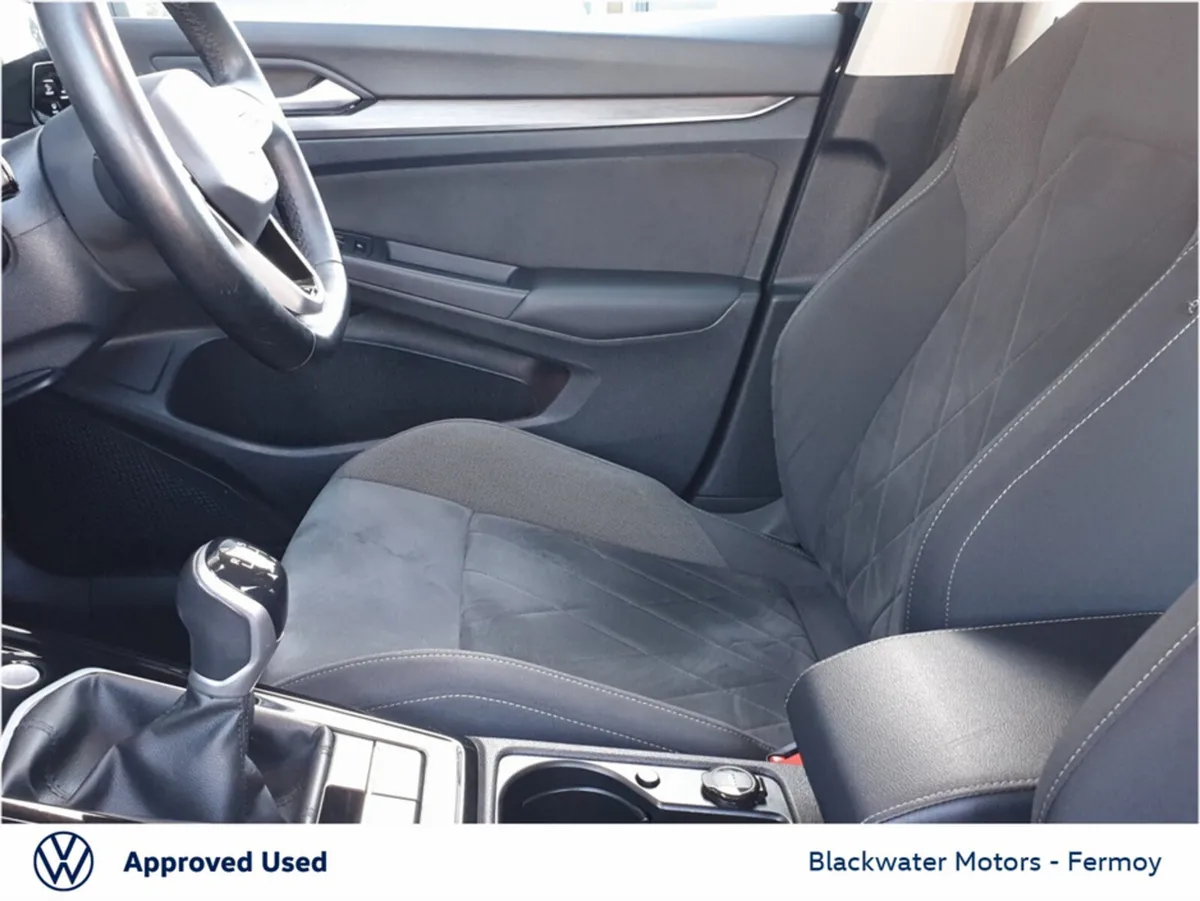 Volkswagen Golf Estate, Diesel, 2023, Black