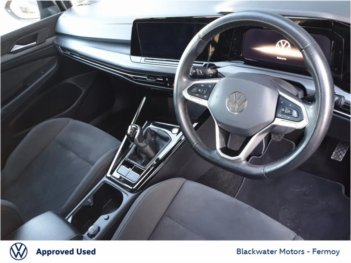 Volkswagen Golf Estate, Diesel, 2023, Black