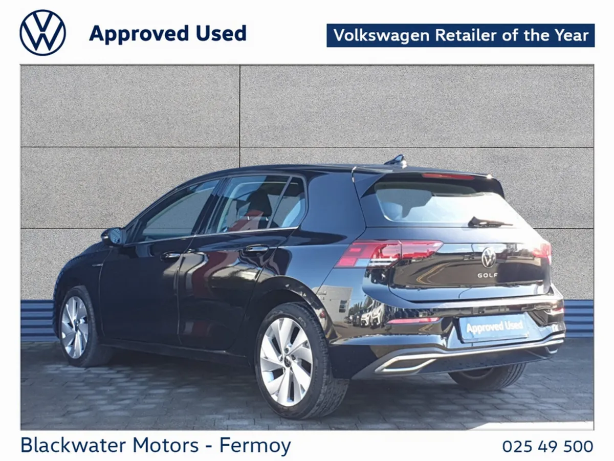 Volkswagen Golf Estate, Diesel, 2023, Black