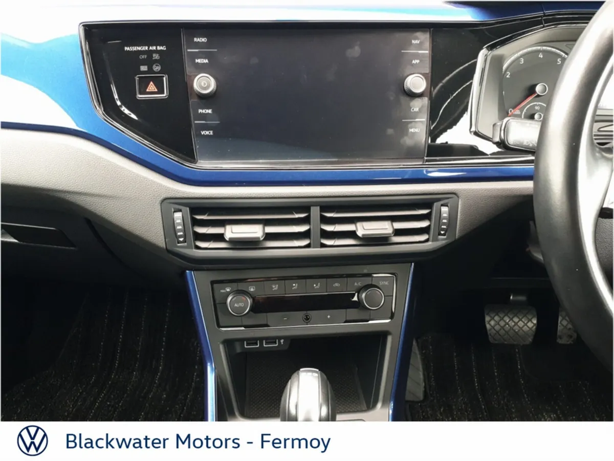 Volkswagen Polo Hatchback, Petrol, 2019, Blue