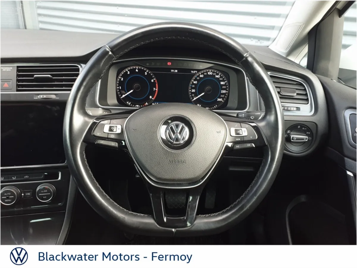 Volkswagen Golf Hatchback, Petrol, 2019, White