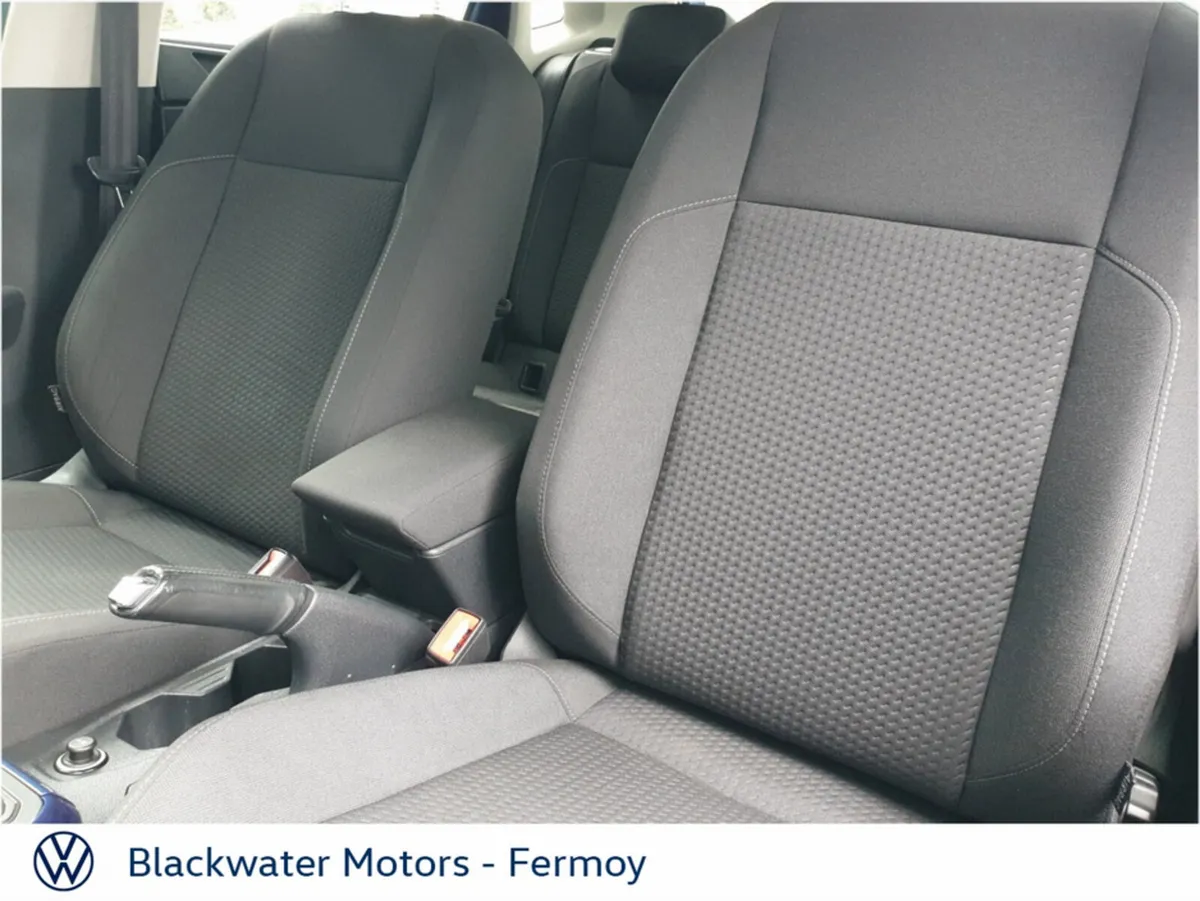 Volkswagen Polo Hatchback, Petrol, 2019, Blue