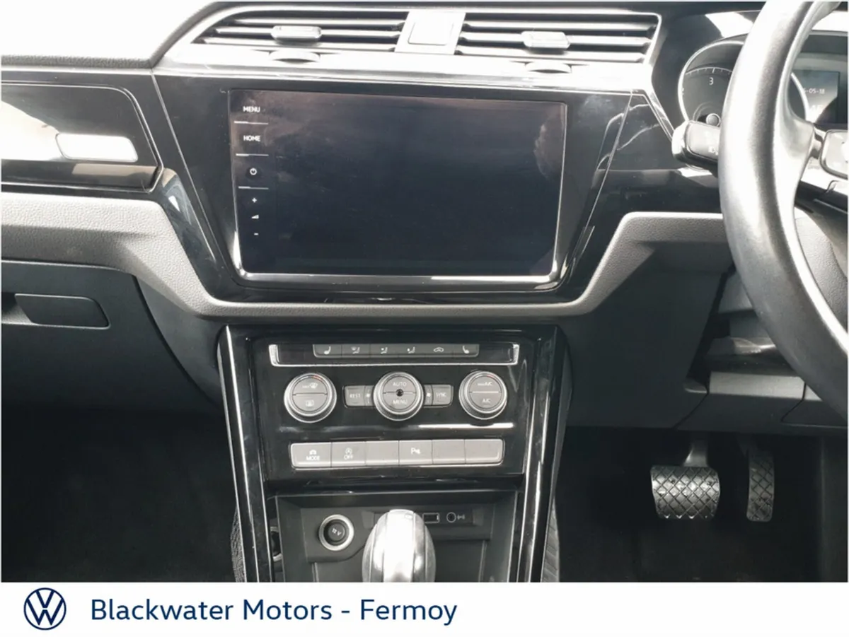 Volkswagen Touran Hatchback, Diesel, 2019, White