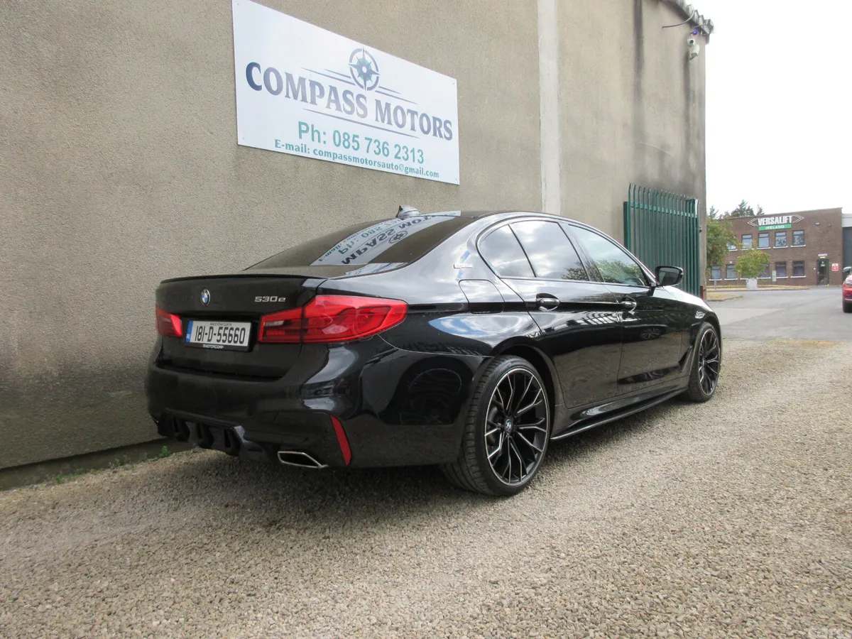 BMW 5-Series Saloon, Petrol Plug-in Hybrid, 2018, Black