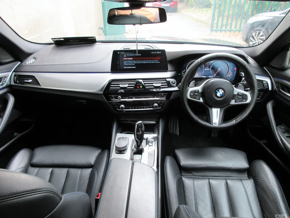 BMW 5-Series Saloon, Petrol Plug-in Hybrid, 2018, Black
