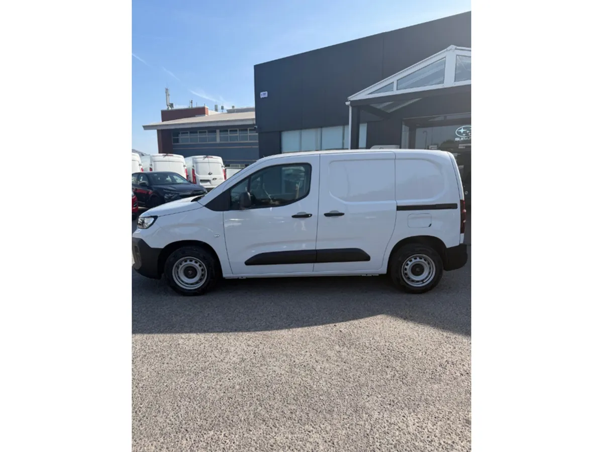 Citroen Berlingo Van, Diesel, 2026, White