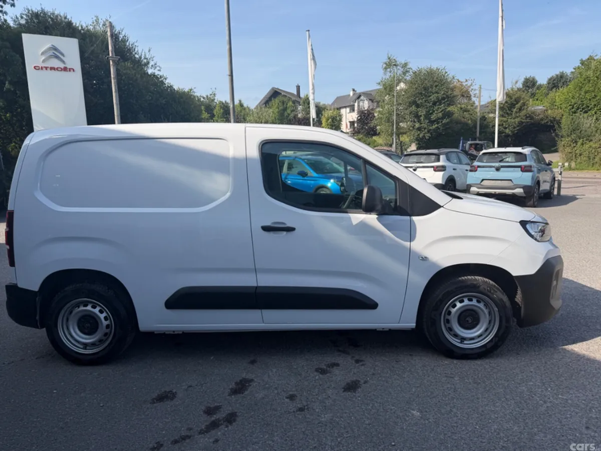 Citroen Berlingo Van, Diesel, 2026, White