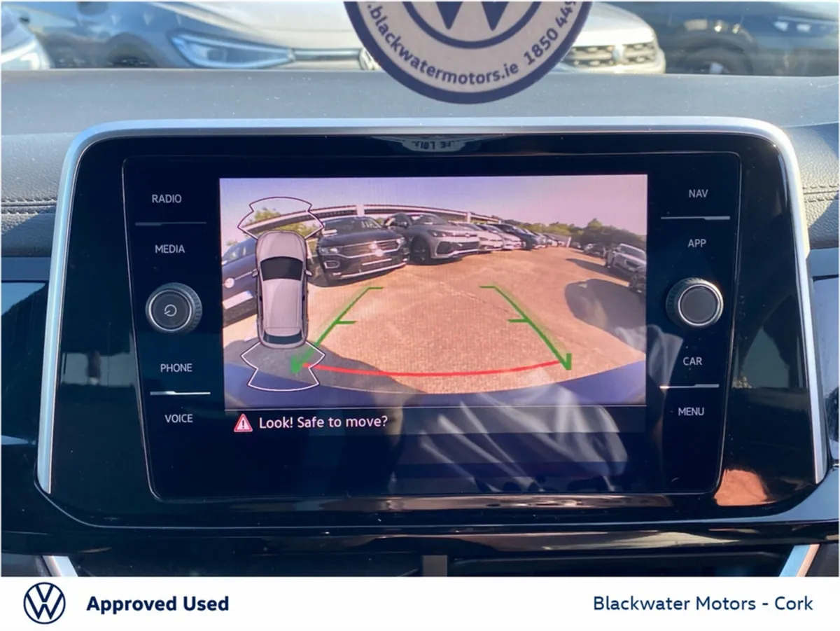 Volkswagen T-Roc SUV, Petrol, 2023, Blue