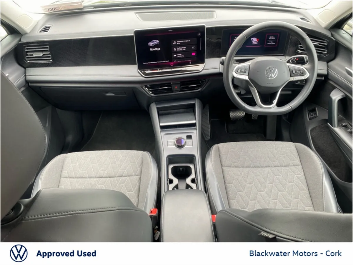 Volkswagen Tiguan SUV, Petrol Plug-in Hybrid, 2025, Black