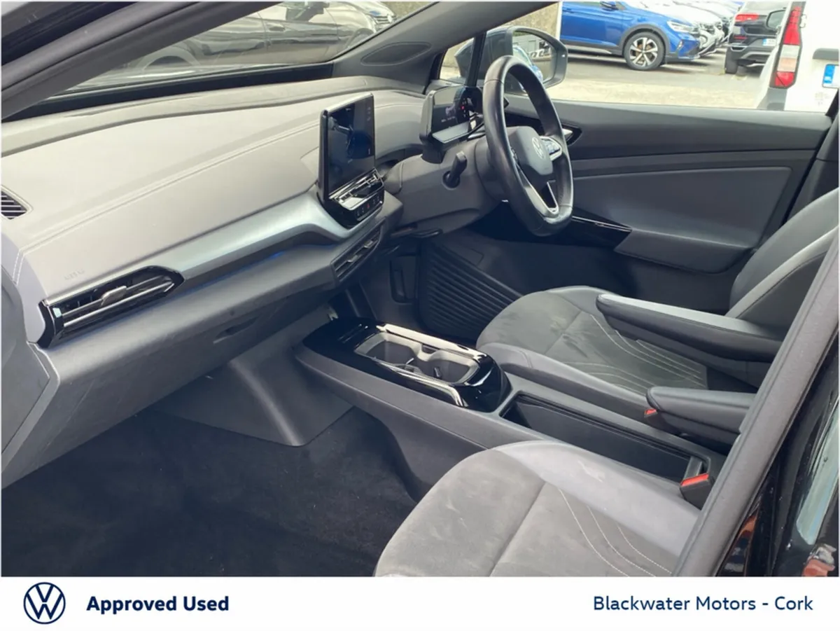 Volkswagen ID.4 Hatchback, Electric, 2023, Black