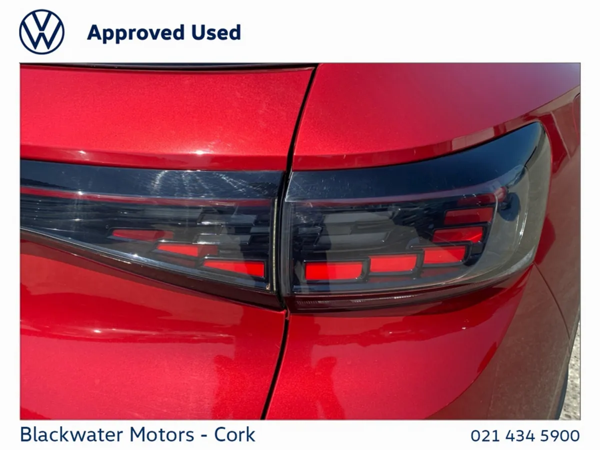 Volkswagen ID.4 Estate, Electric, 2023, Red