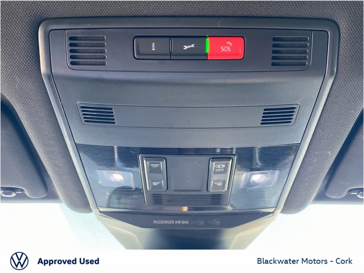 Volkswagen T-Roc SUV, Petrol, 2023, White
