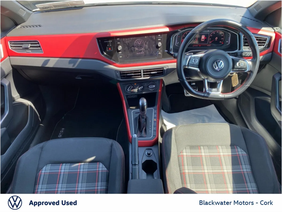 Volkswagen Polo Hatchback, Petrol, 2019, White