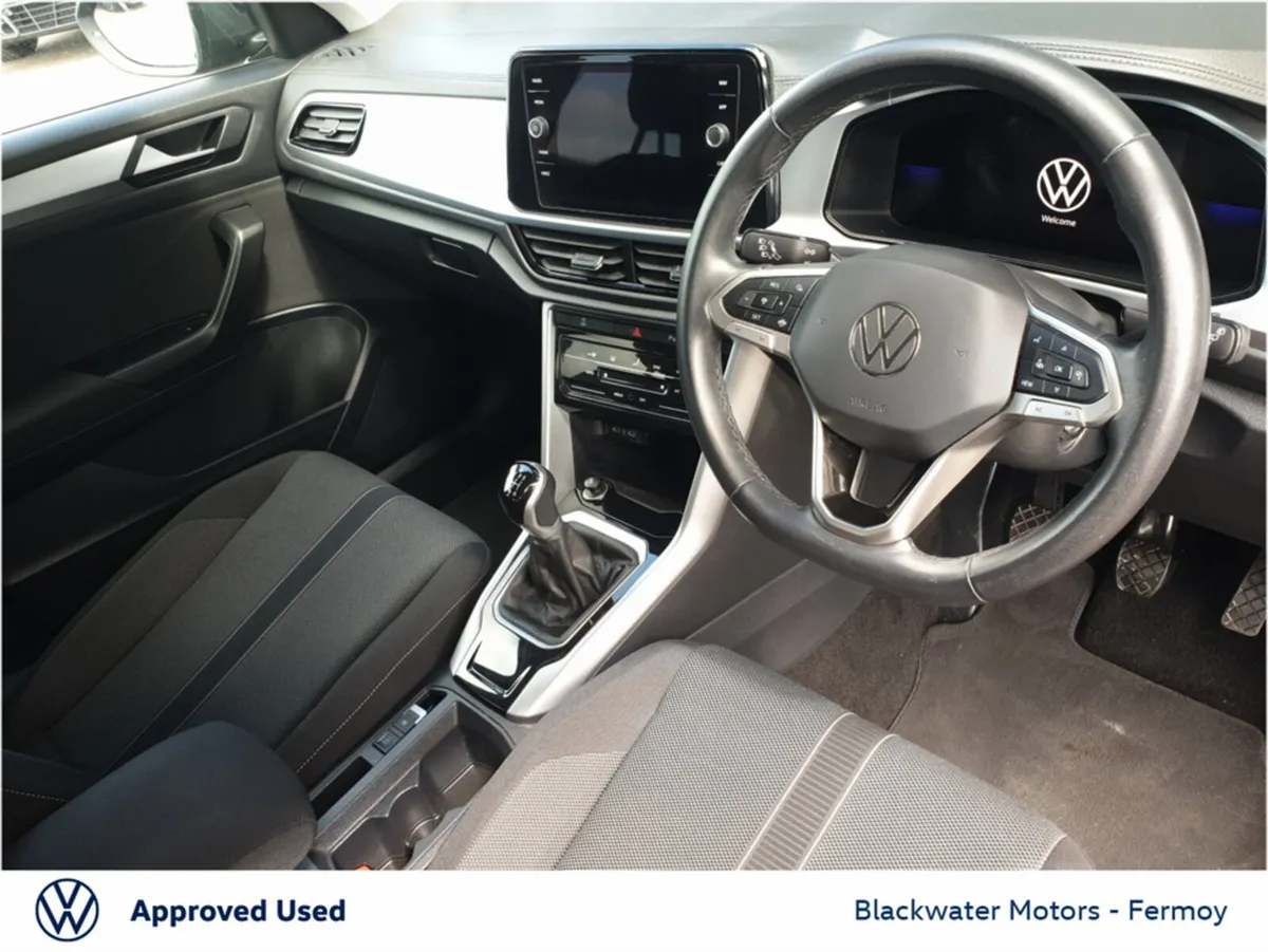 Volkswagen T-Roc SUV, Petrol, 2023, Grey