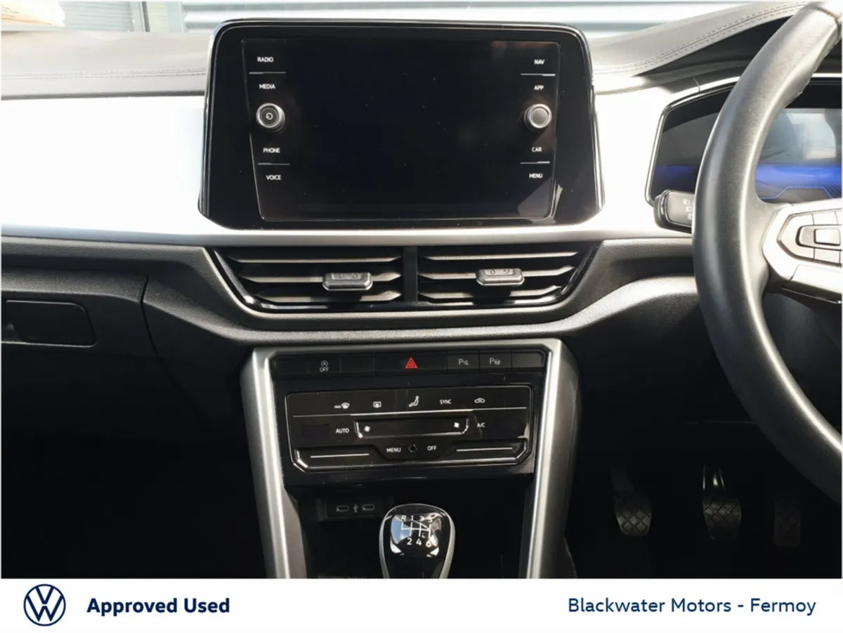 Volkswagen T-Roc SUV, Petrol, 2023, Grey
