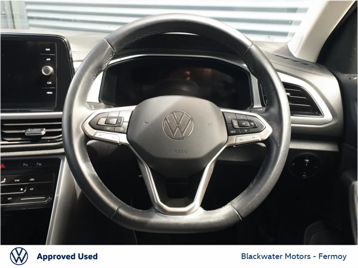 Volkswagen T-Roc SUV, Petrol, 2023, Grey