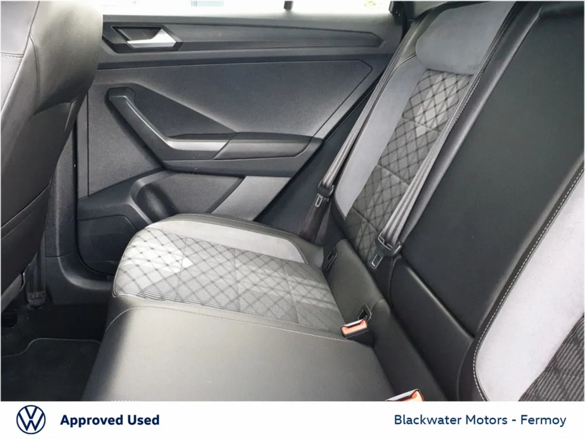 Volkswagen T-Roc SUV, Petrol, 2023, Black