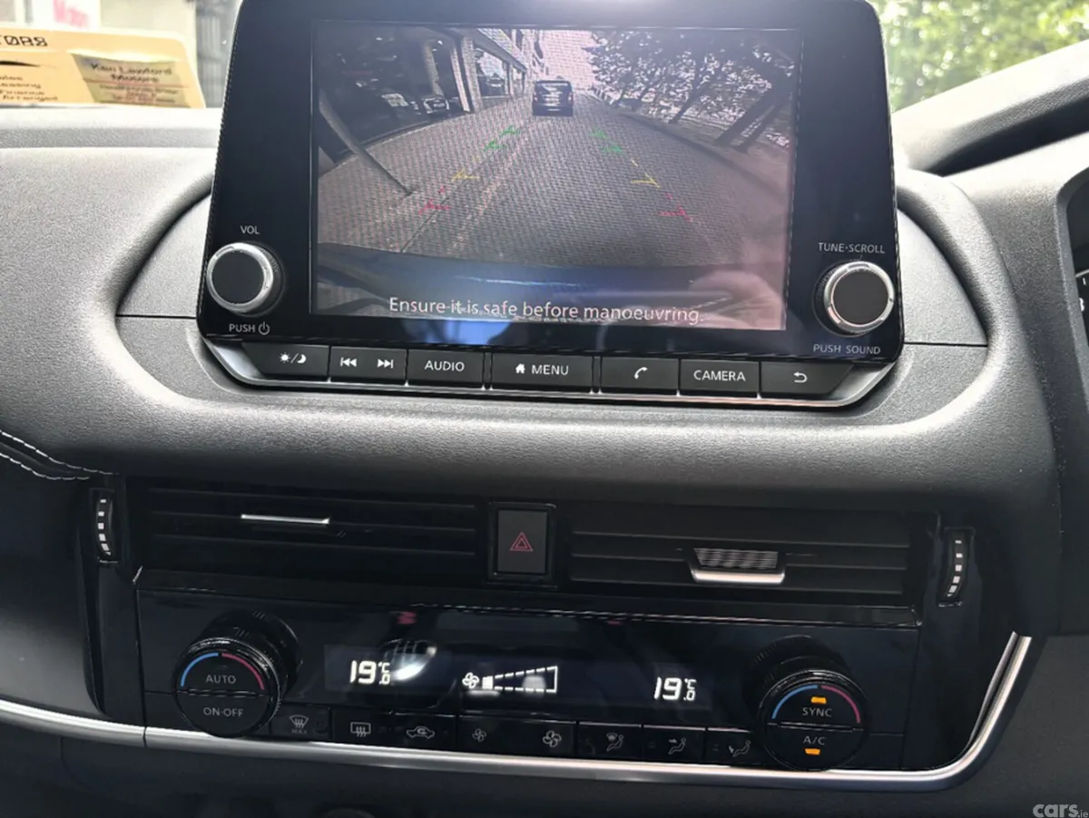 Nissan Qashqai MPV, Petrol, 2022, Blue