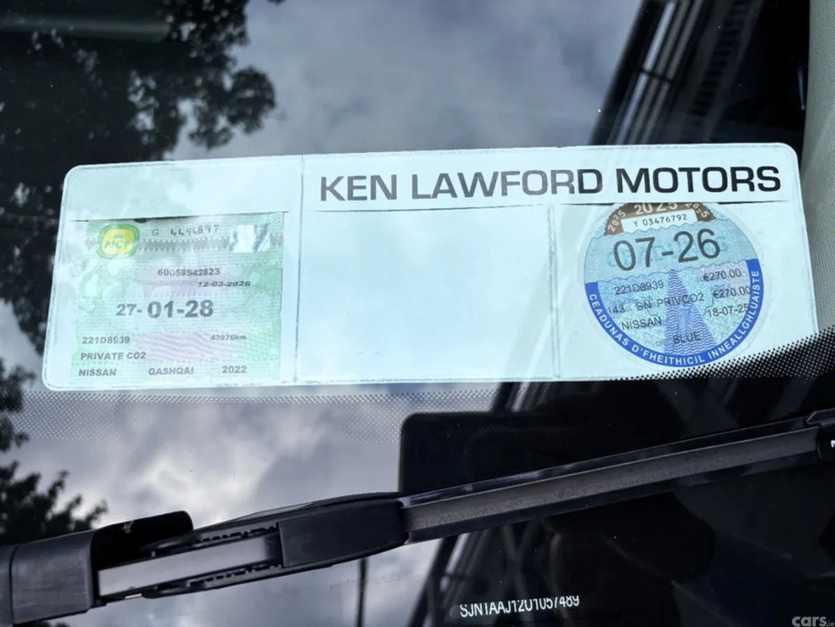 Nissan Qashqai MPV, Petrol, 2022, Blue