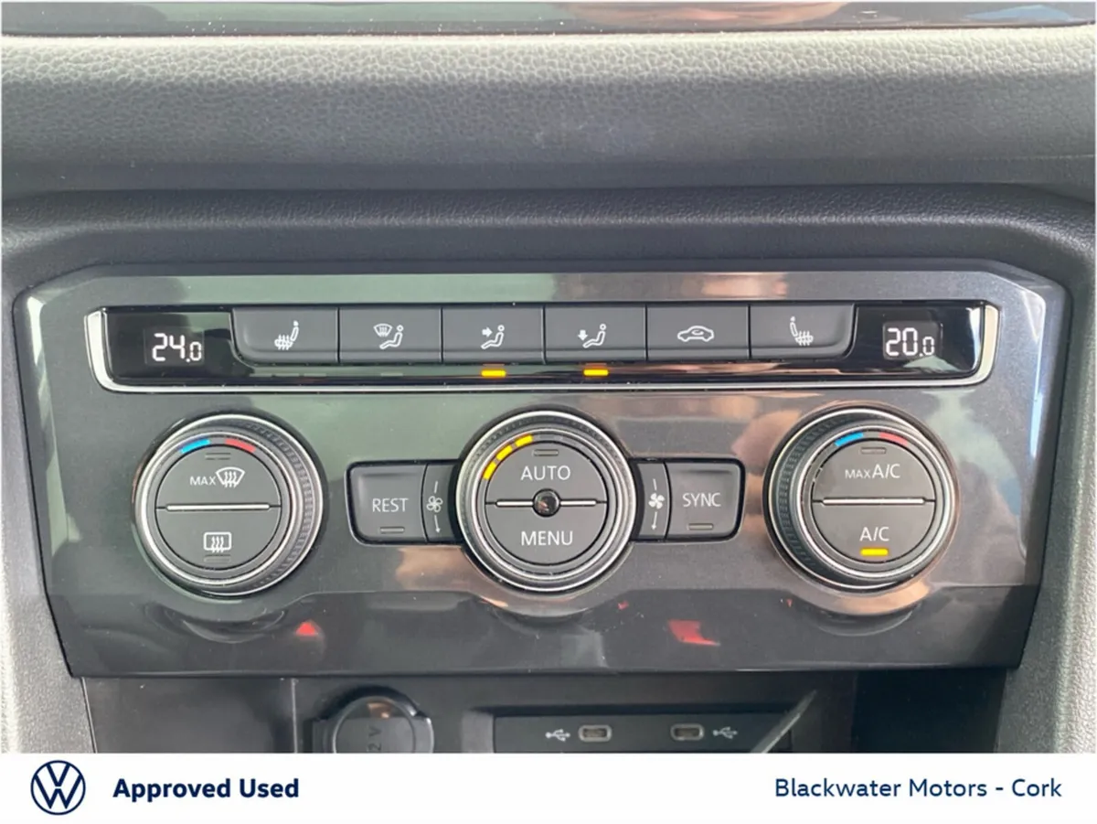 Volkswagen Tiguan Estate, Diesel, 2021, Black