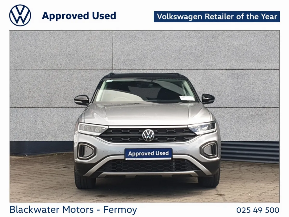 Volkswagen T-Roc SUV, Petrol, 2023, Black