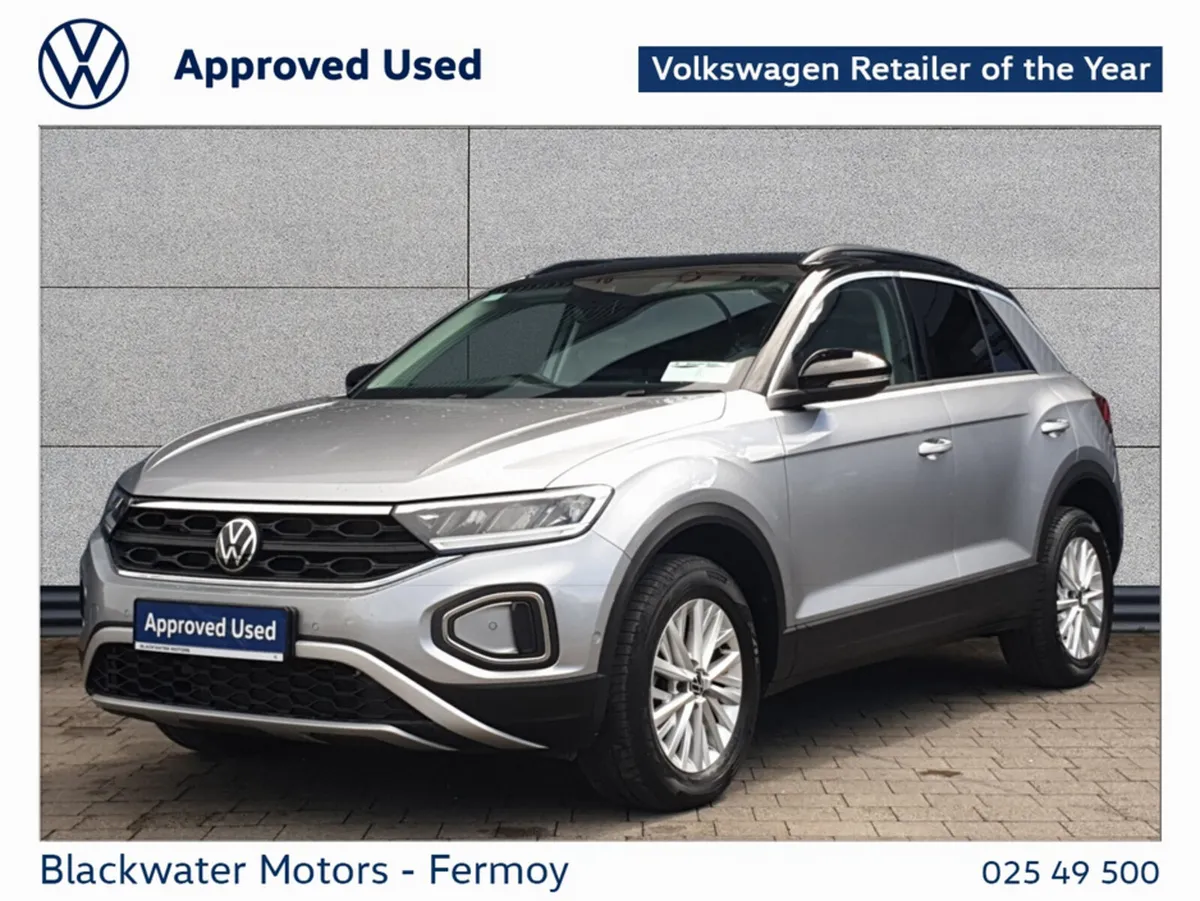 Volkswagen T-Roc SUV, Petrol, 2023, Black