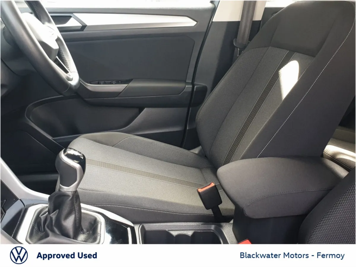 Volkswagen T-Roc SUV, Petrol, 2023, Black