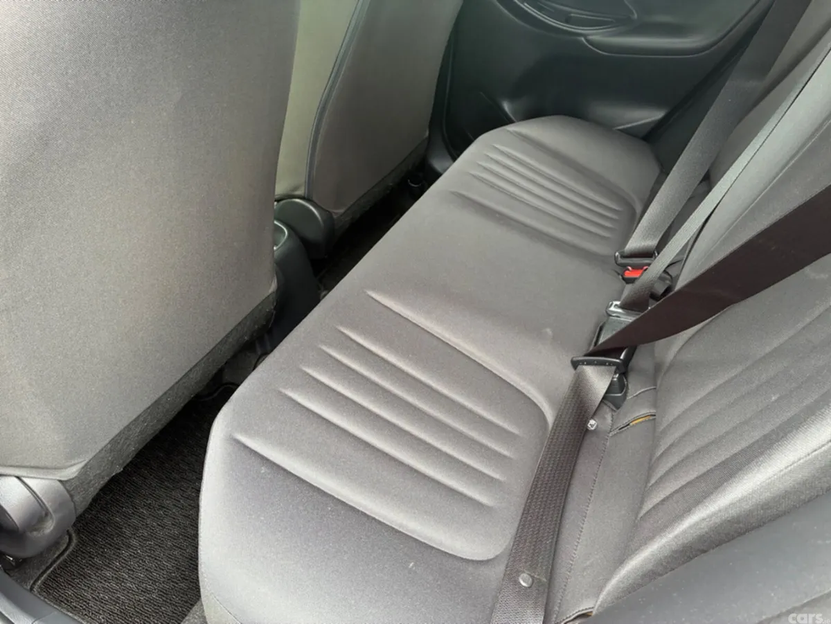 Toyota Yaris Hatchback, Petrol, 2021, Red