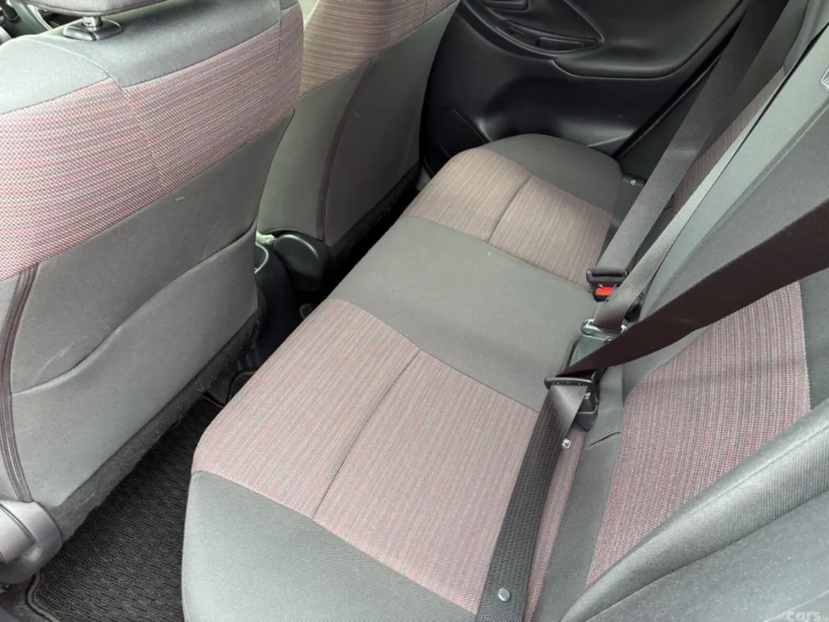 Toyota Yaris Hatchback, Petrol, 2020, Red