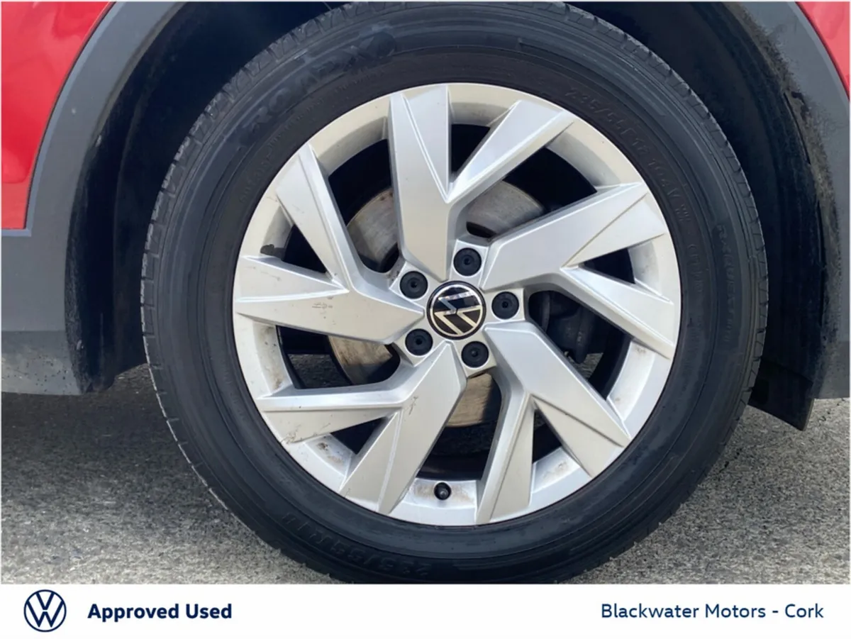 Volkswagen Tiguan SUV, Diesel, 2021, Red