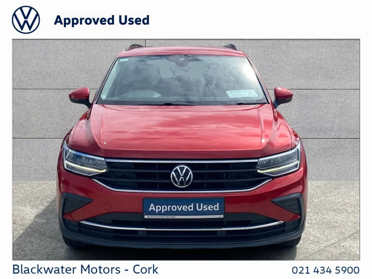 Volkswagen Tiguan SUV, Diesel, 2021, Red